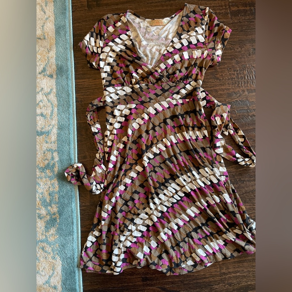 Geometric Print Wrap Midi Dress in Brown, White & Pink